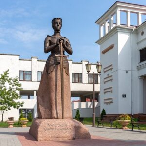 Памятник Анастасии Слуцкой